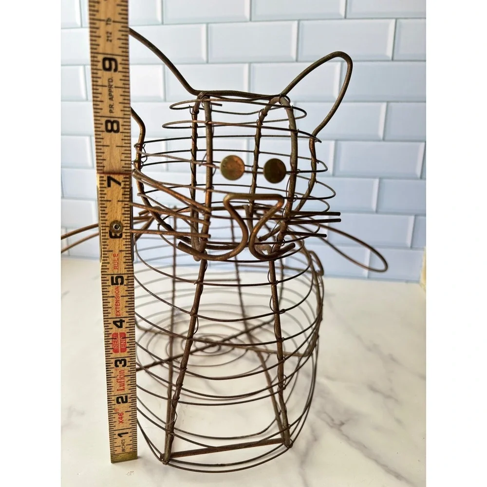 Vintage Wire Cat Egg Basket Copper Tone Metal Farmhouse Kitchen Decor